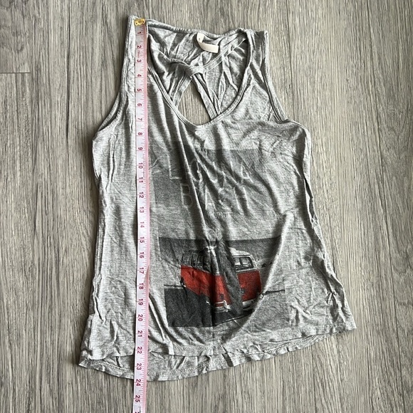 Laguna Beach Gray Tank Top with Van Graphic Tee Size S/M - Picture 5 of 6